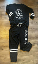 Load image into Gallery viewer, PREORDER: The SCENTSY Varsity Social Set 10.25.26