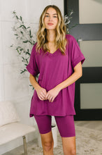 Load image into Gallery viewer, Buttery Soft V-Neck Bike Short Set in Lt Plum