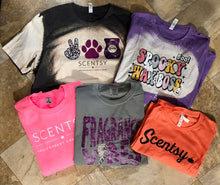 Load image into Gallery viewer, Peace love paw prints - scentsy