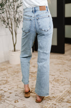 Load image into Gallery viewer, Debbie High Rise Stone Wash Straight Fit Jeans