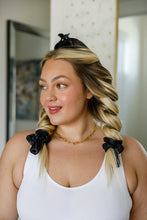 Load image into Gallery viewer, Got Your Back Heatless Curling Set in Black