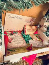 Load image into Gallery viewer, Night before Christmas boxes