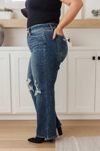 Load image into Gallery viewer, Rose High Rise 90's Straight Jeans in Dark Wash