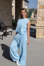 Load image into Gallery viewer, The Earhart Top, Blue