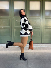 Load image into Gallery viewer, Contrast Trim Cardigan in Black Checkers