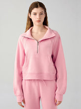 Load image into Gallery viewer, Half Zip Pocketed Active Sweatshirt