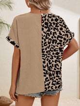 Load image into Gallery viewer, Leopard Contrast Round Neck Short Sleeve Top