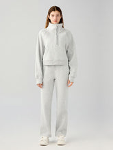 Load image into Gallery viewer, Half Zip Pocketed Active Sweatshirt