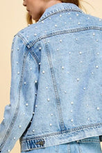 Load image into Gallery viewer, Veveret Button Up Pearl Detail Long Sleeve Denim Jacket