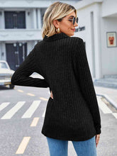 Load image into Gallery viewer, Ribbed Notched Long Sleeve T-Shirt with Pocket