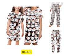 Load image into Gallery viewer, PREORDER:  joggers/ STRIAGHT LEG PANT CHRISTMAS PRINT 10.13.25

