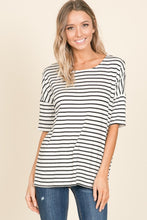 Load image into Gallery viewer, BOMBOM Striped Round Neck T-Shirt
