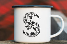 Load image into Gallery viewer, Scentsy floral mug

