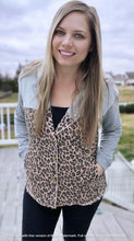 Load image into Gallery viewer, RTS: LEOPARD AND SWEATER SHACKET-
