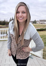 Load image into Gallery viewer, RTS: LEOPARD AND SWEATER SHACKET-
