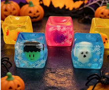Load image into Gallery viewer, Halloween Glow In The Dark Cube Squishy *Pre Order* Early September Shipment
