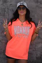 Load image into Gallery viewer, Mommin’ All Day Every Day Polka Dot Tee
