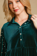 Load image into Gallery viewer, Umgee Pearl Detail Half Sleeve Velvet Babydoll Blouse
