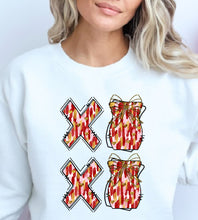 Load image into Gallery viewer, XoXO wax bars
