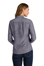 Load image into Gallery viewer, Women's Slub Chambray Shirt
