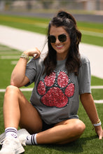 Load image into Gallery viewer, Red &amp; Black Faux Glitter Paw Print Tee
