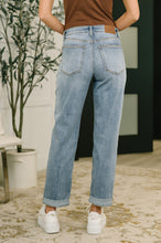 Load image into Gallery viewer, Aubrey Mid Rise Boyfriend
