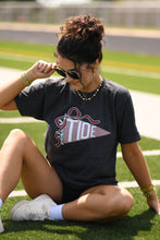 Load image into Gallery viewer, Tide Flag Tee
