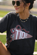 Load image into Gallery viewer, Tide Flag Tee
