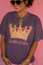 Load image into Gallery viewer, Daughter Of The King Crown Tee
