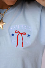 Load image into Gallery viewer, AMERICAN BOW EMBROIDERED TEE
