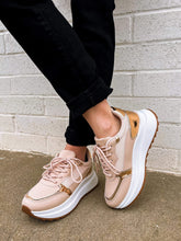 Load image into Gallery viewer, Rosa Sneaker in Rose Gold
