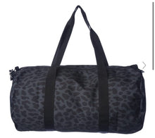 Load image into Gallery viewer, Scentsy embroidered duffle
