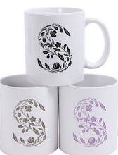 Load image into Gallery viewer, Scentsy floral mug
