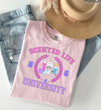Load image into Gallery viewer, tee Scented life university - Scentsy.
