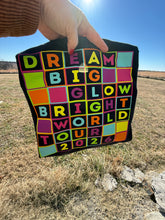 Load image into Gallery viewer, World tour 26 sqaures VNECK
