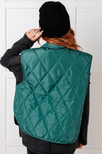 Load image into Gallery viewer, Layering Queen Quilted Puffer Vest in Hunter Green
