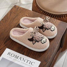 Load image into Gallery viewer, PREORDER: Highland cow with leopard bow slippers  8.17.26
