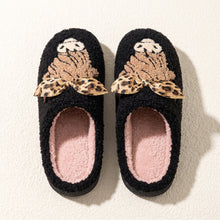 Load image into Gallery viewer, PREORDER: Highland cow with leopard bow slippers  8.17.26
