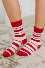 Load image into Gallery viewer, Sweet Skippin' Quarter Socks
