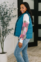 Load image into Gallery viewer, That&#39;s What I&#39;m Talkin&#39; About Puffer Vest in Teal
