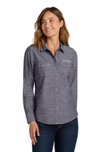 Load image into Gallery viewer, Women's Slub Chambray Shirt

