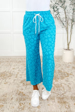 Load image into Gallery viewer, Up to Bat Leopard Print Set
