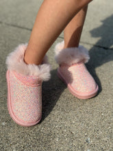 Load image into Gallery viewer, PREORDER: REREUN Vegan Leather Fuzzy Sparkle Boot 10.20.25
