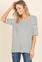 Load image into Gallery viewer, BOMBOM Striped Round Neck T-Shirt
