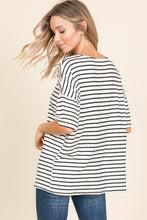 Load image into Gallery viewer, BOMBOM Striped Round Neck T-Shirt
