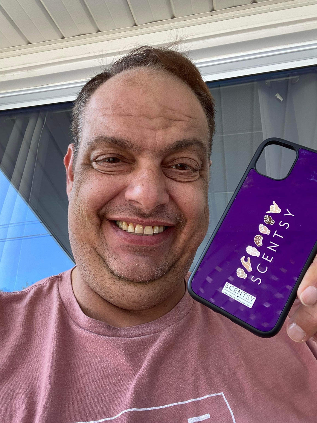 S C E N T S Y hands purple case (IPhone)