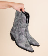 Load image into Gallery viewer, Jersey Metallic Boot in Blue
