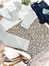 Load image into Gallery viewer, RTS: LEOPARD AND SWEATER SHACKET-
