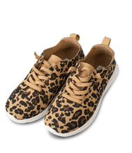 Load image into Gallery viewer, Mayo Sneaker in Leopard
