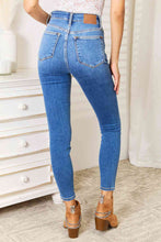 Load image into Gallery viewer, Judy Blue Full Size High Waist Skinny Jeans
